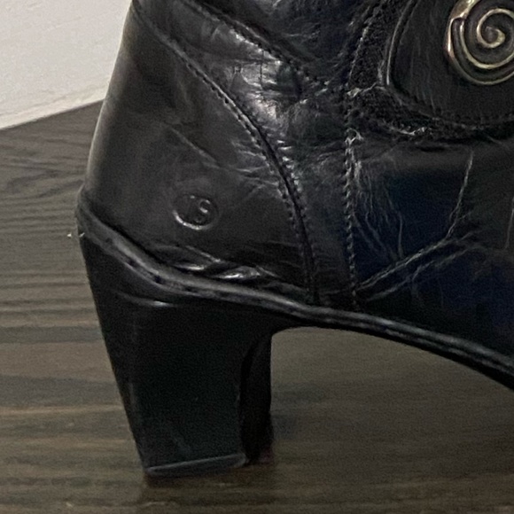 Josef Seibel Women's Black Ankle Boots - Picture 4 of 10